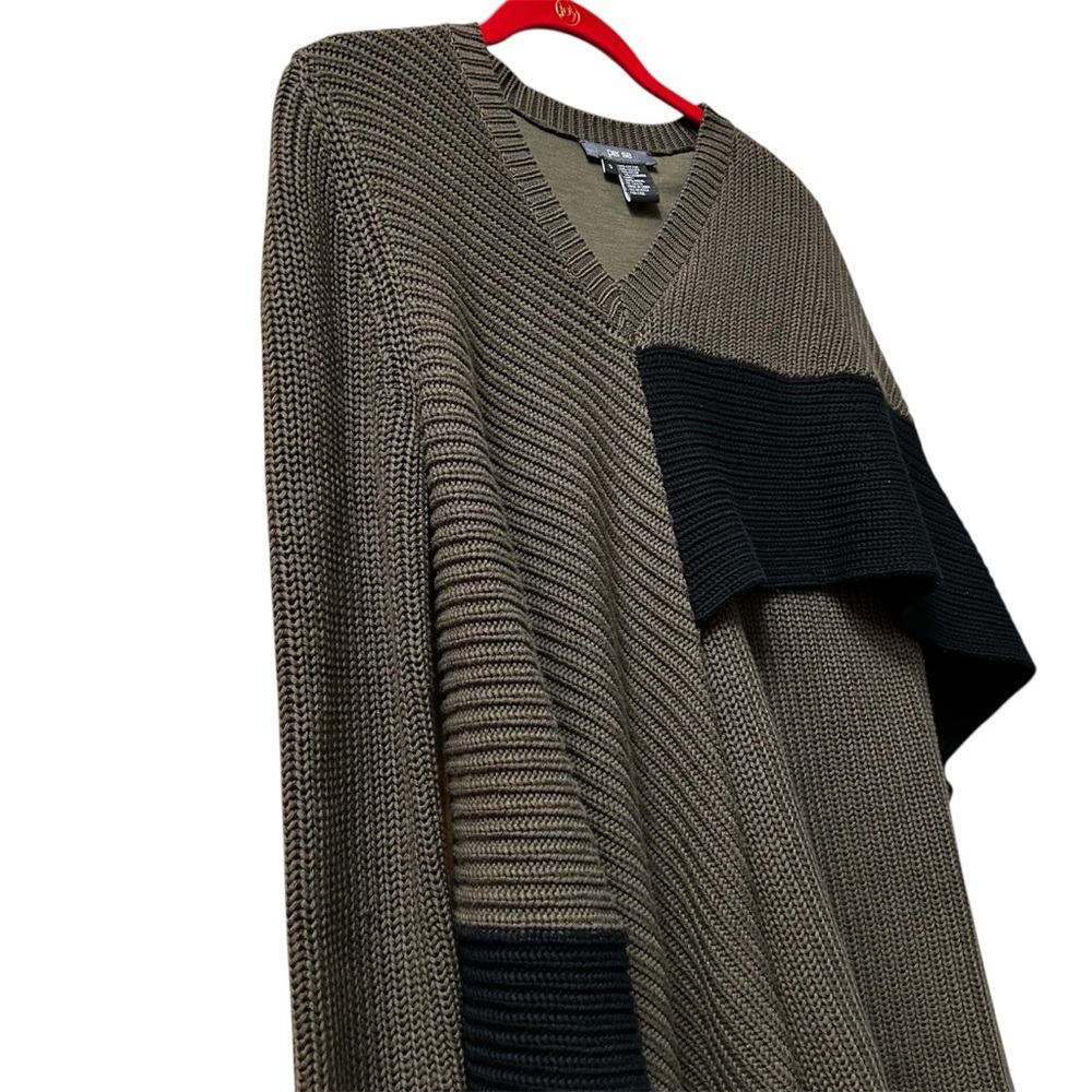 Per Se by Carlisle Asymmetrical Sweater Olive Black Ribbed Knit Size Small - Picture 2 of 6